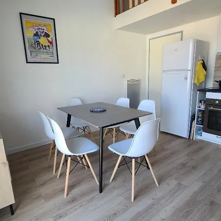 Les Sables-d'olonne, 4 Pieces, 6 Personnes - Fr-1-427-160 Apartment